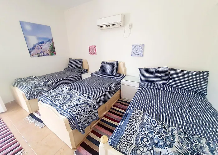Chalet 3 Bedrooms 2 Toilets Lotus North Cost Stand Alone 3 Ac 2 Stand Fan Families Are Preferred